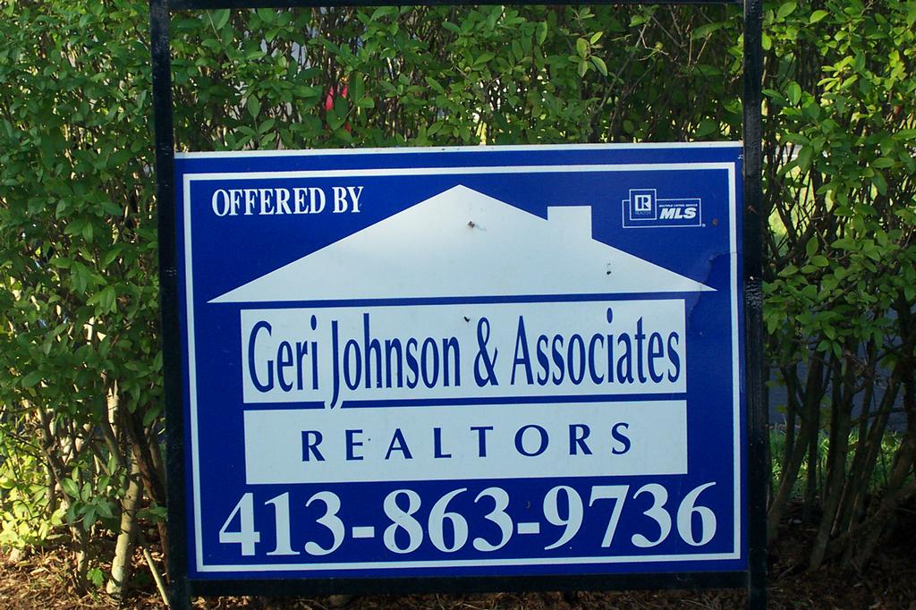 Geri Johnson & Associates Realtors Gill MA 01354 4138639736